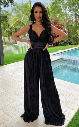 
                
                    Load image into Gallery viewer, Elenie Jumpsuit
                
            