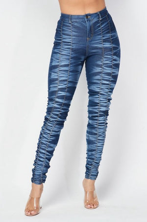 
                
                    Load image into Gallery viewer, Ruched Skinny Jeans
                
            